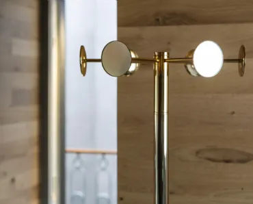 Appendiabiti in metallo Chaperon di Opinion Ciatti