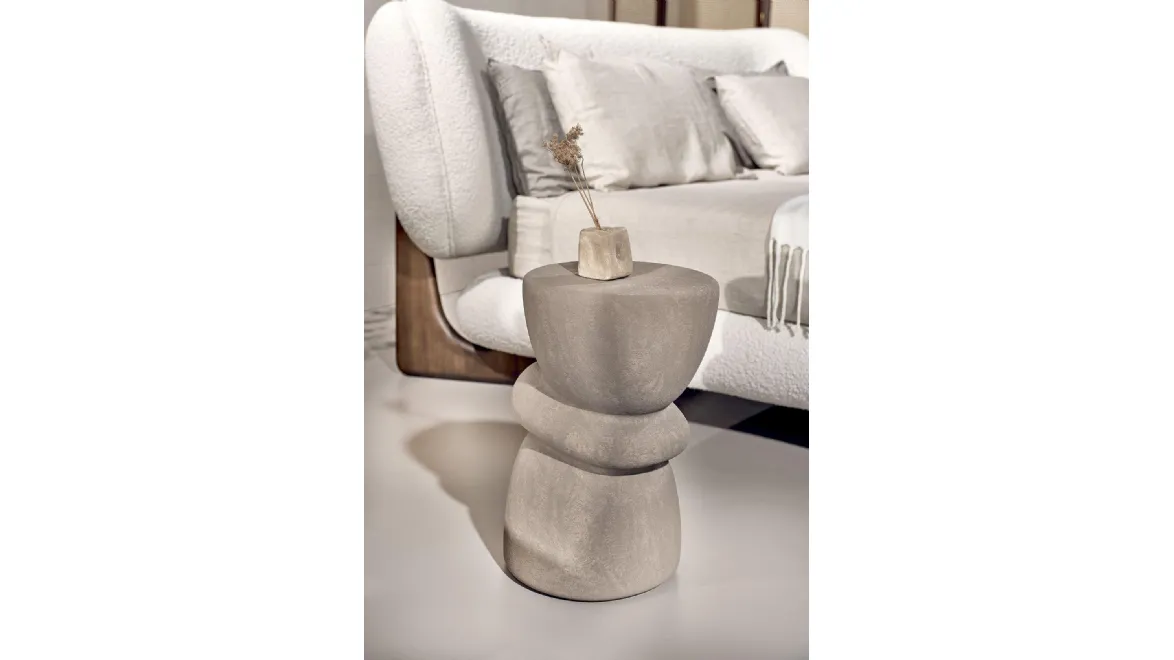 Tavolino Ovoo in gres porcellanato di Nature Design