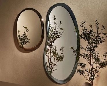 Specchio Pangea con cornice in vetro di Nature Design