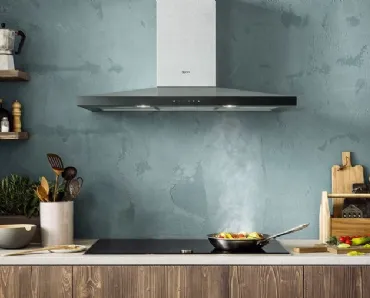 Cappa a Parete a Camino di NEFF