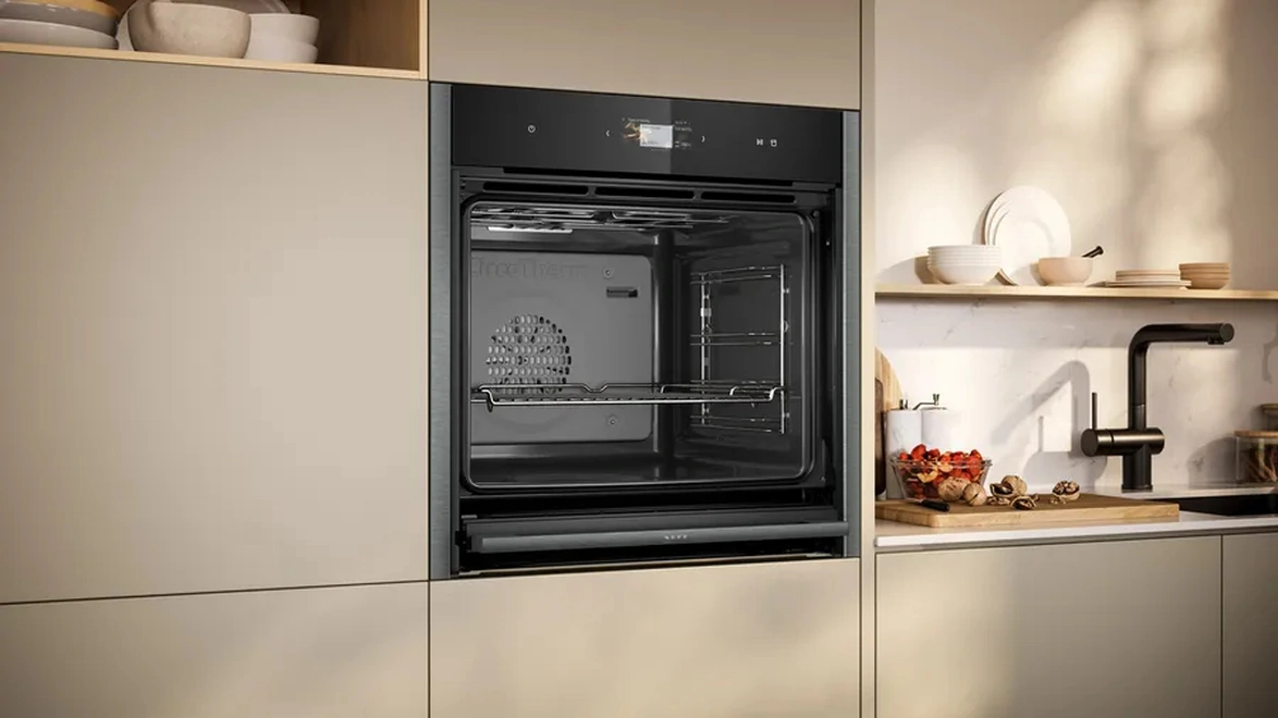 Forno da incasso a vapore N90 S&H di NEFF