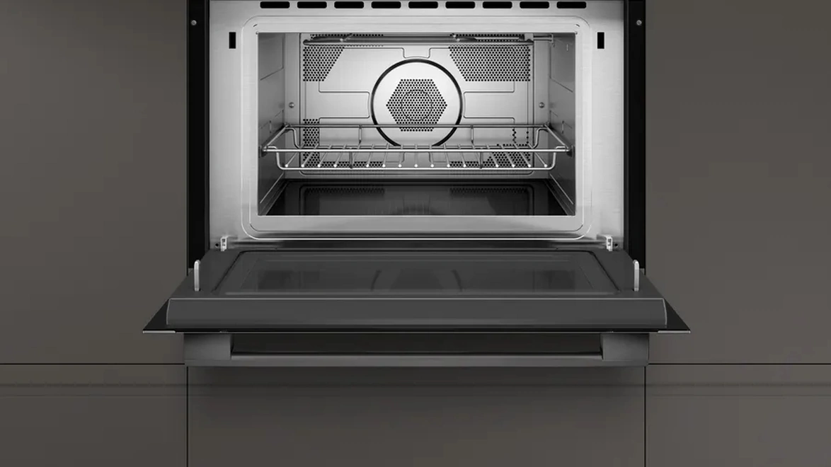 Microonde da incasso con cottura ventilata N50 di NEFF
