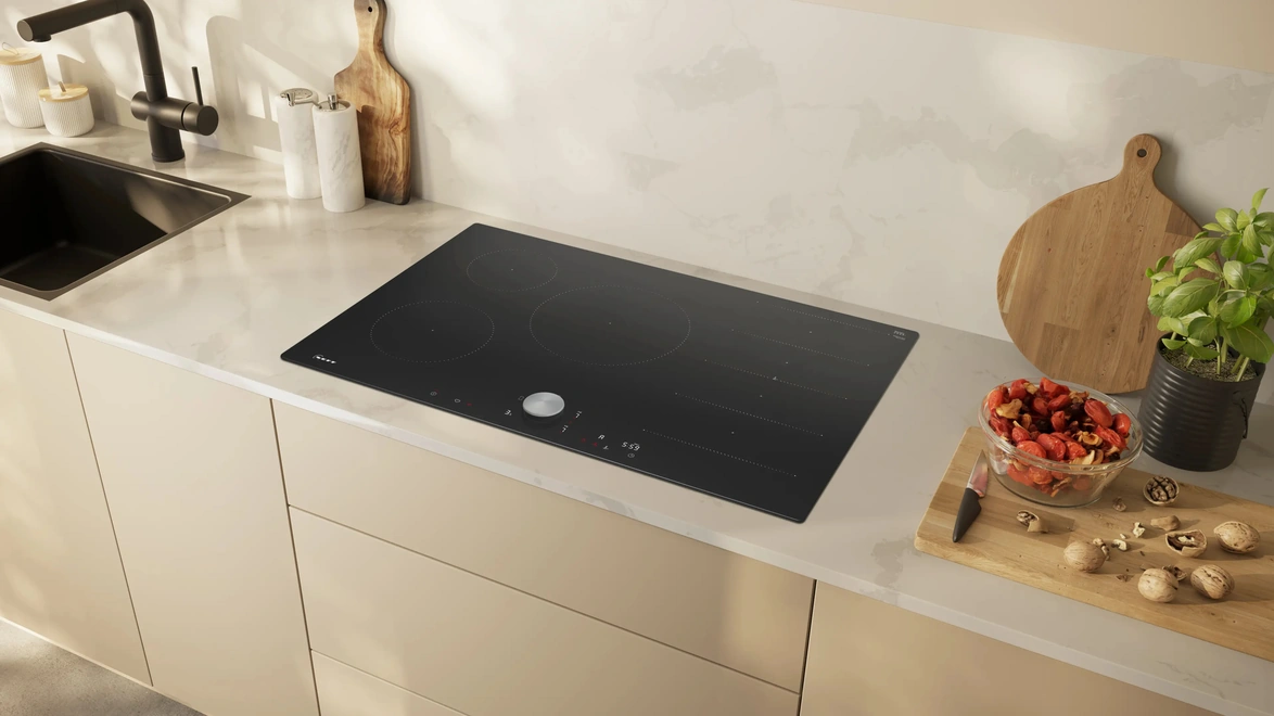 Piano cottura a induzione 80 cm N 90 di NEFF