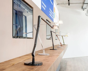 Lampada da tavolo Aledin in policarbonato di Kartell