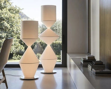 Lampada da terra Costantina XXL di Mogg
