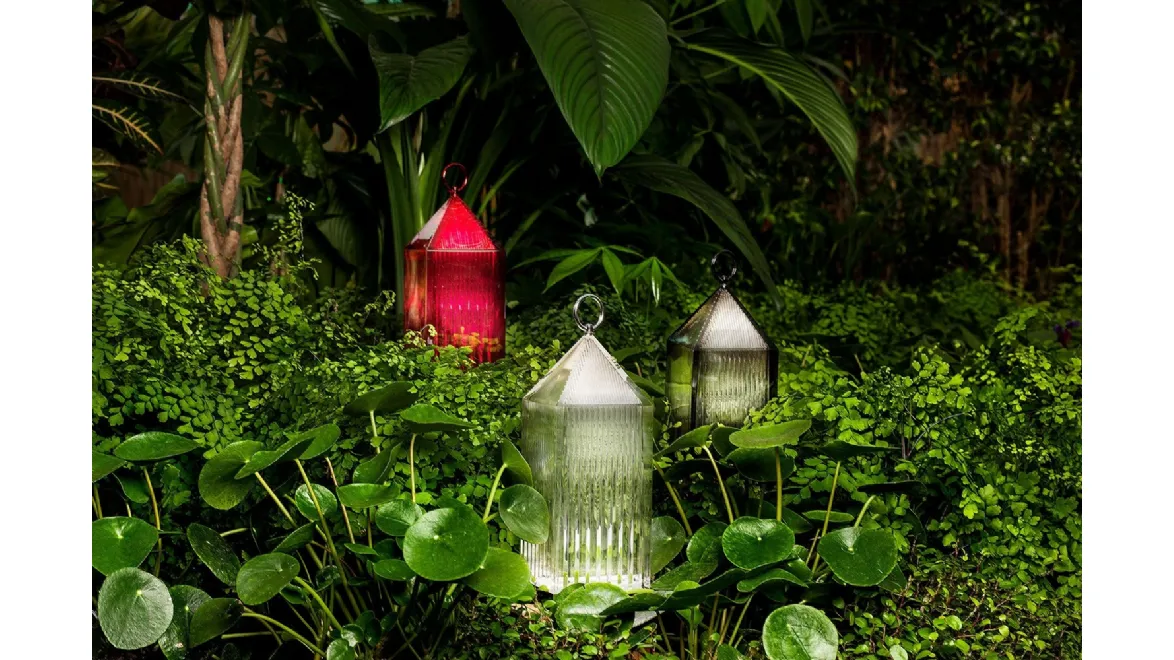 Lampada in plexiglas Lanern Outdoor di Kartell