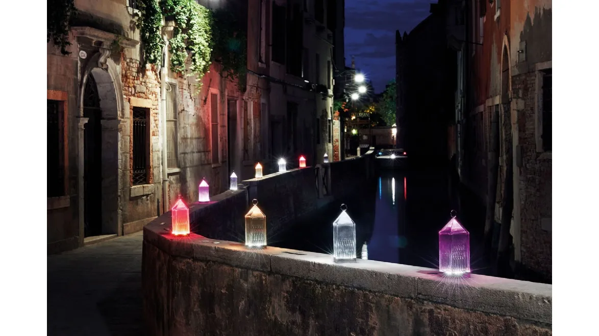 Lampada Lantern Outdoor di Kartell