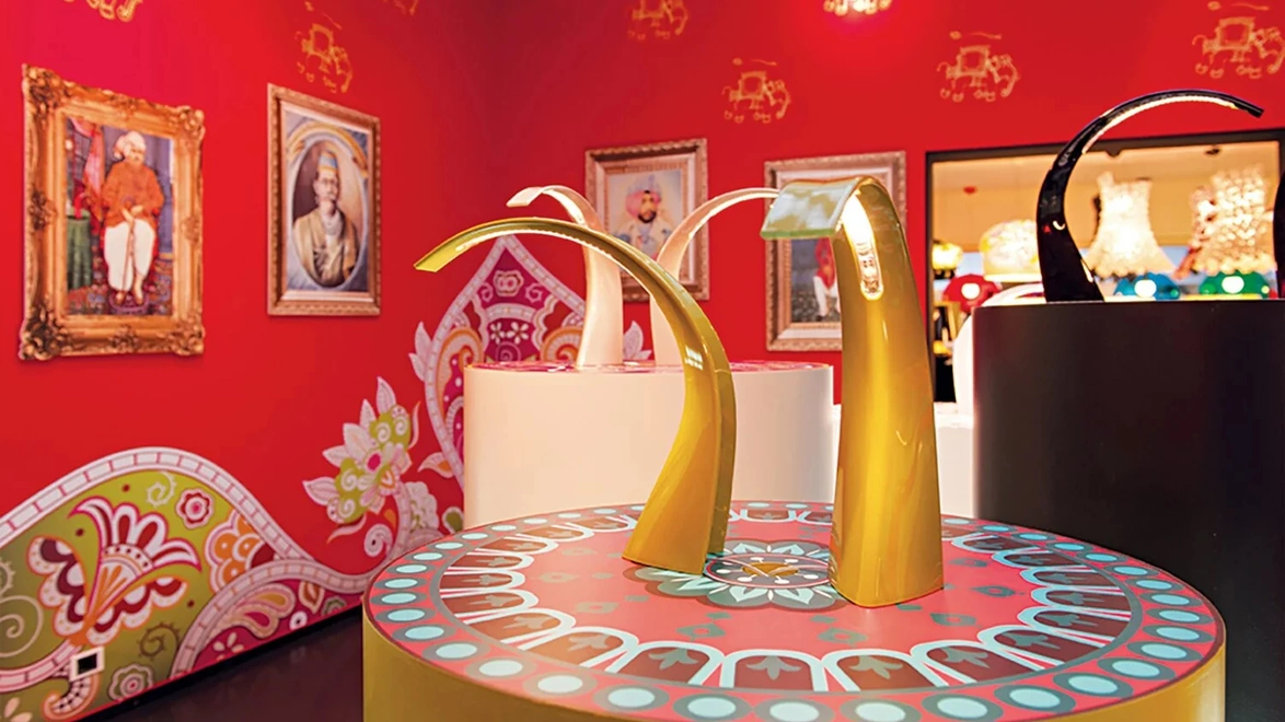 Lampada da tavolo Taj Mini in plexiglas di Kartell