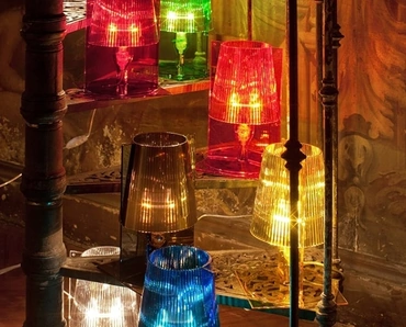 Lampada da tavolo Take in policarbonato di Kartell