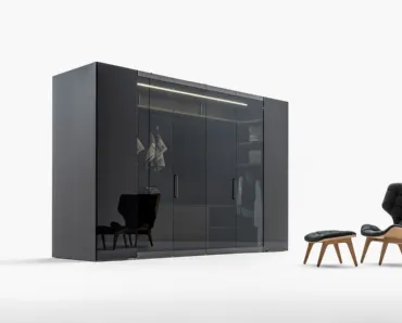 Cabina Armadio Freedhome compatta autoportante in vetro e laccato nero lucido Camerino Vetro di Caccaro