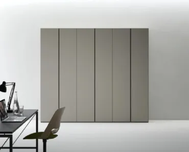 Armadio con ante battenti Freedhome Flat di Caccaro