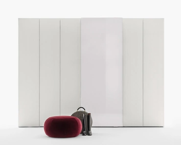 Armadio Freedhome con ante scorrevoli Natural Wood e vetro di Caccaro