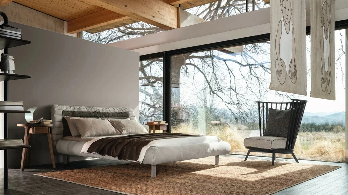 Letto in tessuto Plumeau di Gervasoni