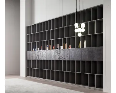 Libreria Ateneo in laccato opaco con ante centrali decorate in materico Toccaferro Resina di Capo d'Opera