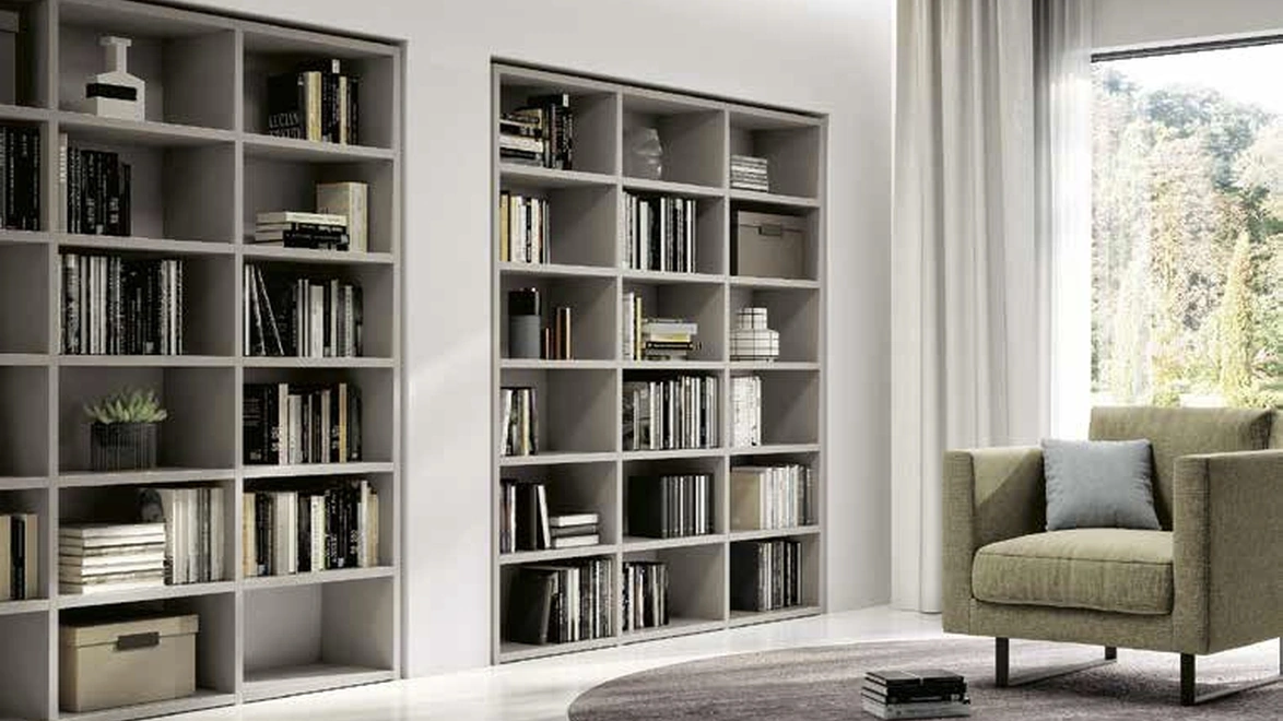 Libreria incassata a muro Bookcase 01 in laccato opaco di Spagnol Mobili
