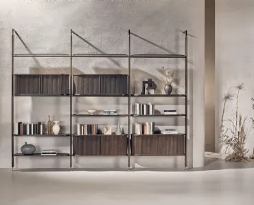 Libreria Stem in legno e metallo con mensole in vetro di Nature Design