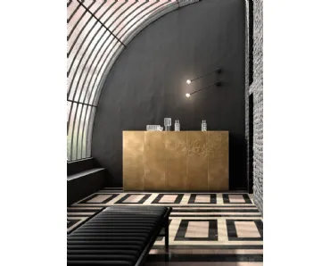 Madia Zurich finitura effetto Ottone Vintage con incisione 3D floreale di Capo d'Opera