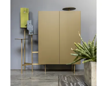 Madia Alta in laccato con supporti in metallo Ikebana di Mogg