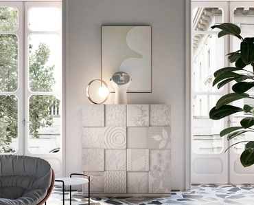 Madia Alta Quadro in laccato opaco Bianco con lavorazione Patchwork in 3D di Capo d'Opera