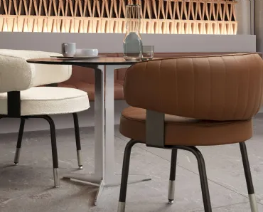 Poltroncina in pelle o tessuto Miss di Valentini