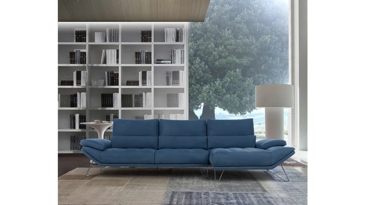 Divano in microfibra con penisola Fly 2|0 di Calia