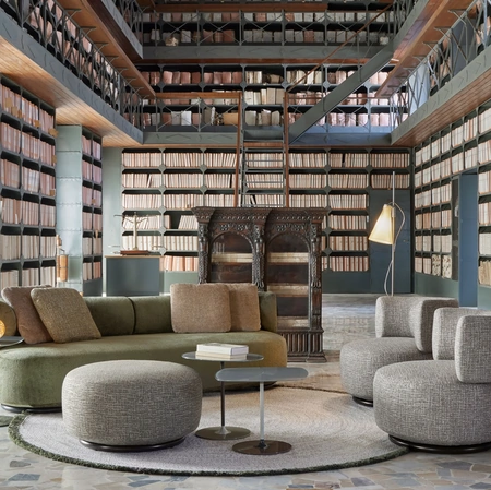 Divano lineare K-Waiting di Kartell