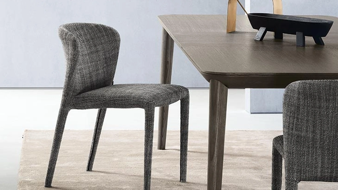 Sedia Karol in tessuto di Alf Da Frè