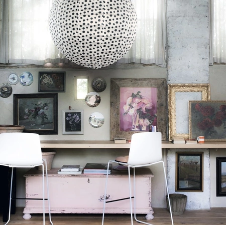 Sgabello impilabile in polipropilene e metallo Rama di Kristalia