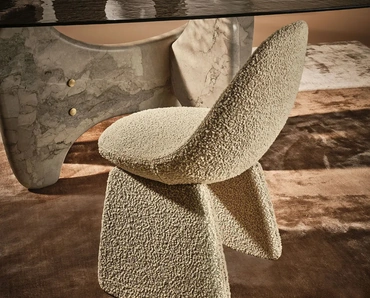 Sedia Pluma rivestita in tessuto di Nature Design