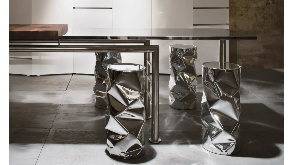 Sgabello in metallo Tab-u di Opinion Ciatti