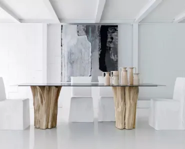 Tavolo Brick 33 in lamiera di ferro cerata e base in sezioni di tronco di Gervasoni