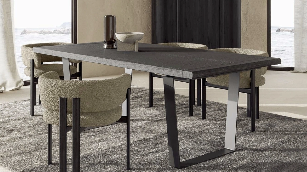 Tavolo Cocoon Allungabile in legno secolare Nero di Nature Design