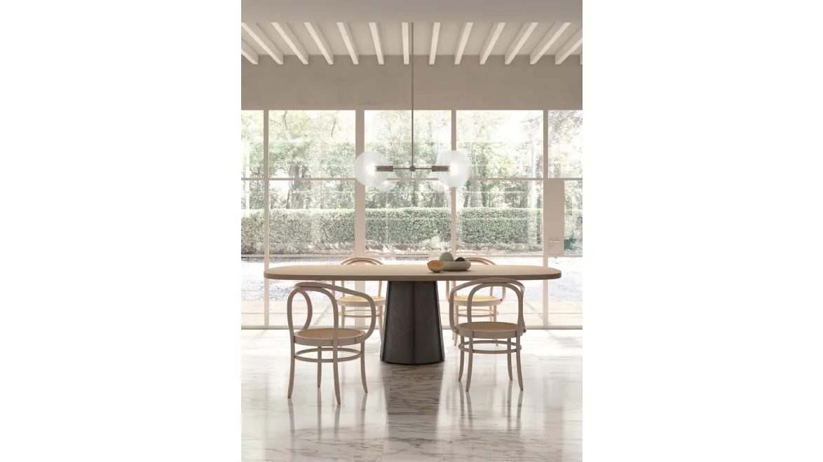 Tavolo Deville con piano in Rovere massello e base in cemento di Capo d'Opera