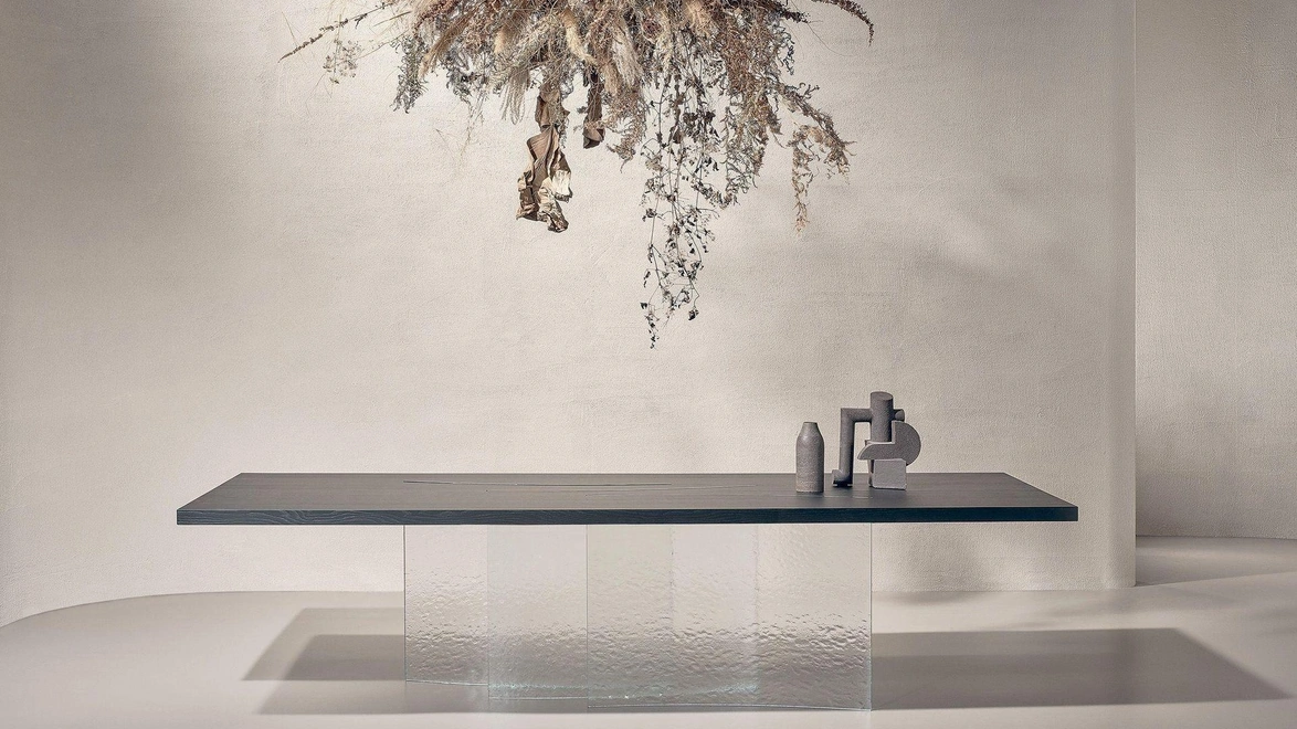 Tavolo Fontana in frassino nero di Nature Design