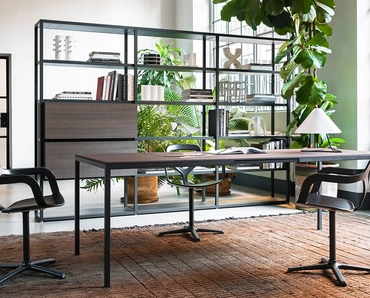 Tavolo Helsinki 30 Allungabile in laminato con struttura smontabile in acciaio di Desalto