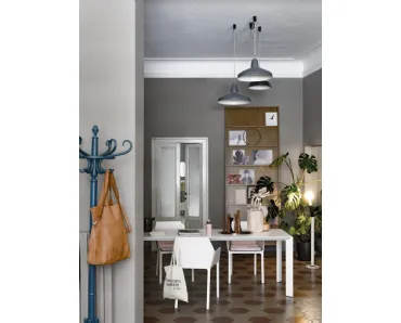 Tavolo allungabile in laminato Nori di Kristalia