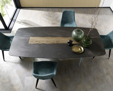 Tavolo Murano con piano in ceramica e inserto in legno di Alta Corte
