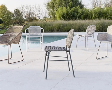 Sedia Colette in acciaio con intreccio in Colette Resin di Gervasoni