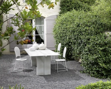 Sedia Inout 873 in alluminio di Gervasoni
