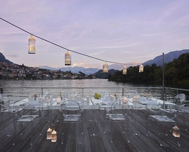 Invisible Table Outdoor di Kartell