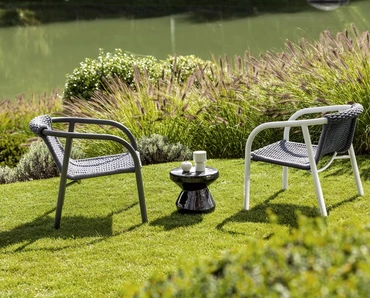 Poltroncina Ken in corda di polietilene e alluminio di Gervasoni